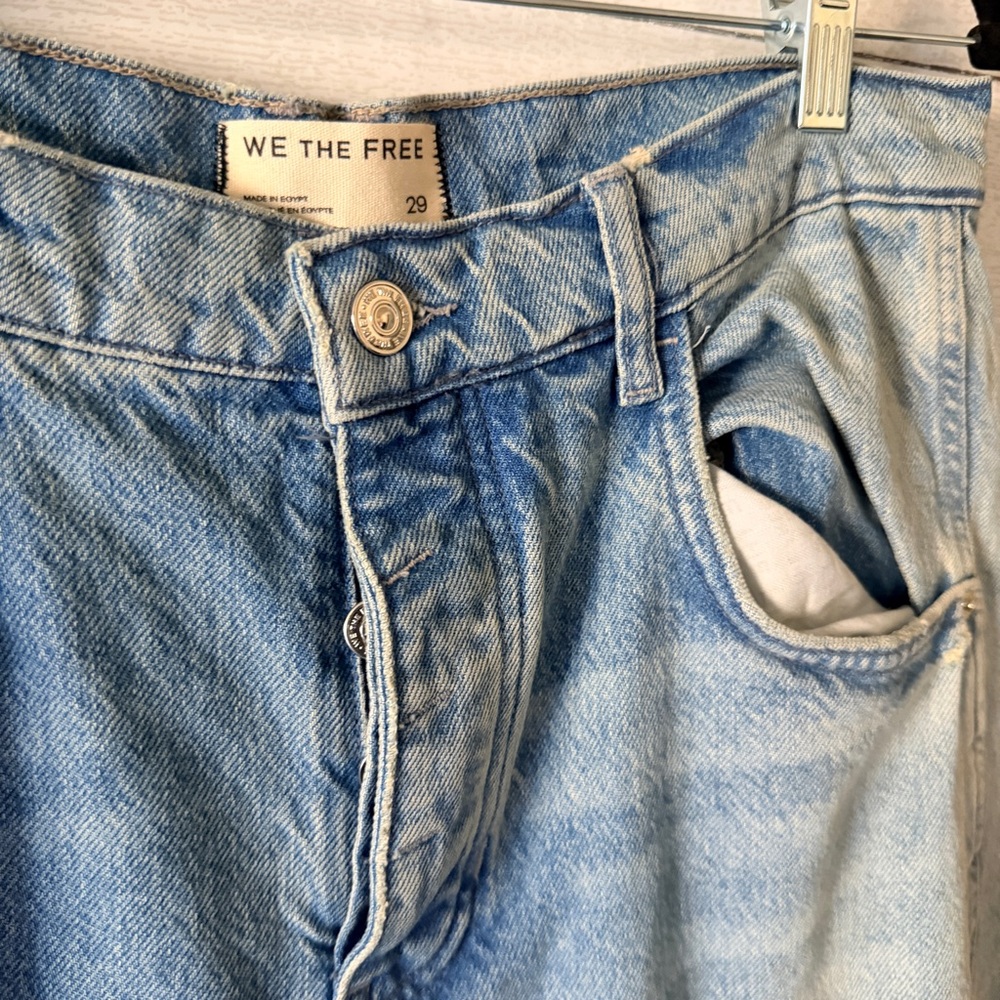 We The Free Good Luck Mid Rise Barrel Jeans in Barnyard Blue Size 29 - Picture 4 of 10